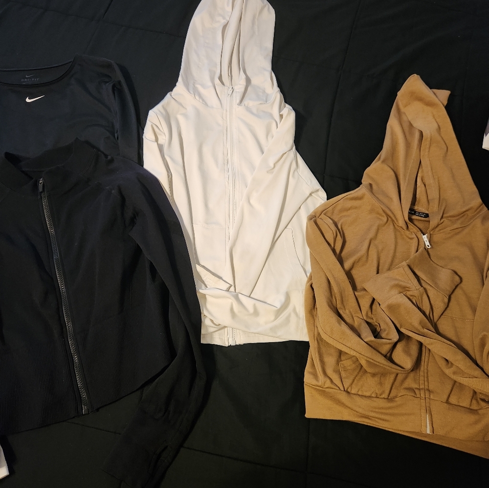 Nike bundle - Picture 4 of 4